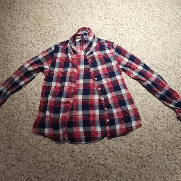 A cool camousal you can put on top any tank top - Picture 1 of 1